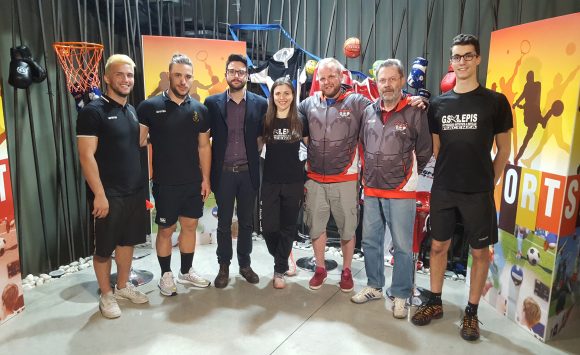 Riflettori accesi sul pattinaggio artistico: Cecilia Pizzagalli e Alessandro Bozzini a “Zona Sport” Riflettori accesi sul pattinaggio artistico: Cecilia Pizzagalli e Alessandro Bozzini a “Zona Sport”